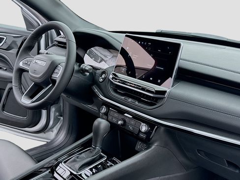 New 2026 Jeep Compass Limited image 5