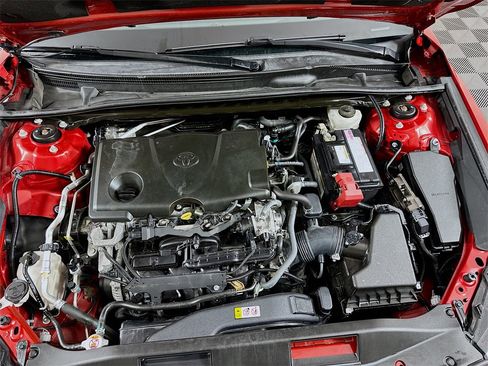 Used 2021 Toyota Camry SE image 28