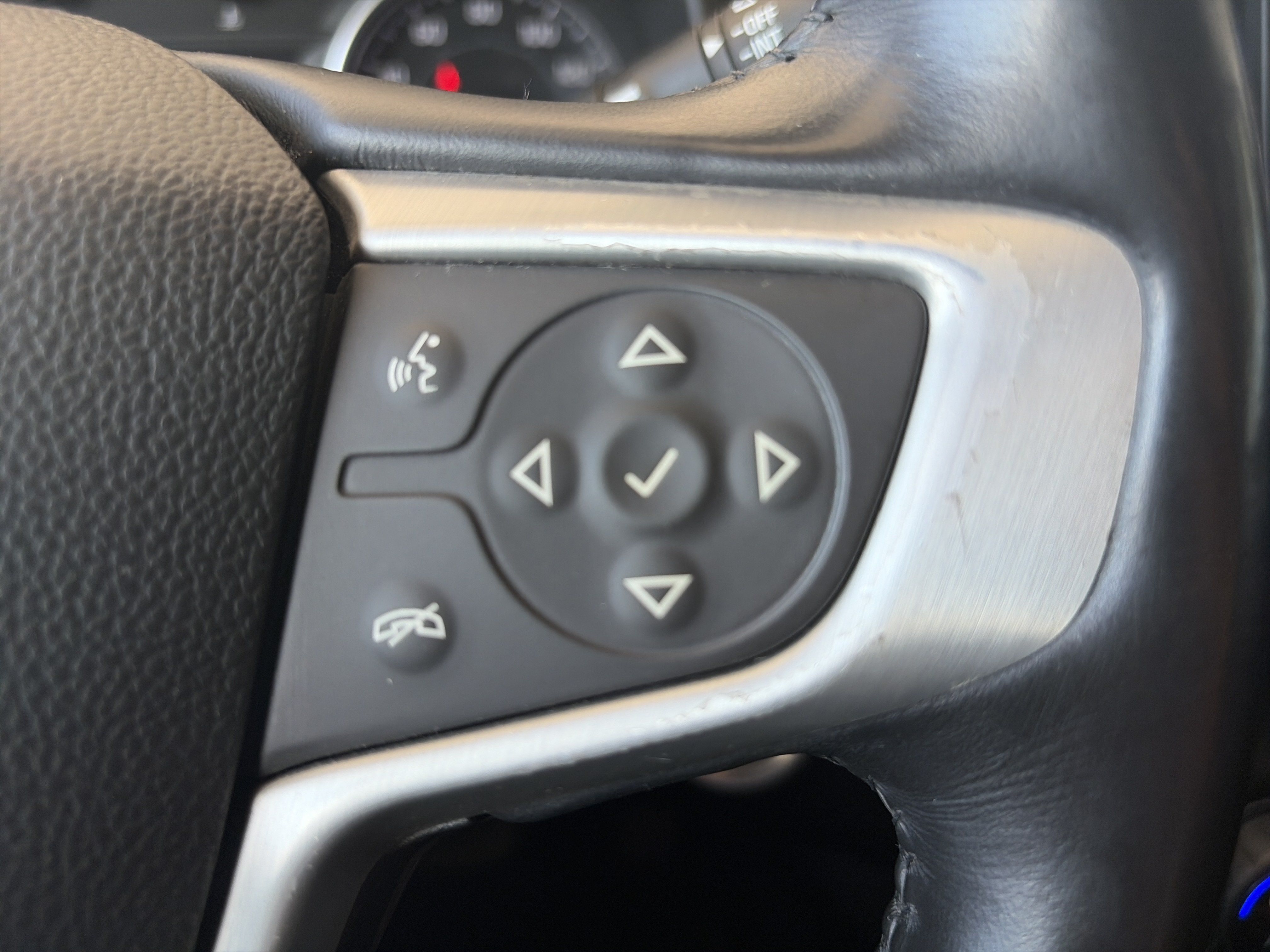 Used 2019 GMC Terrain SLT w/ Preferred Package AWD/4WD image 12