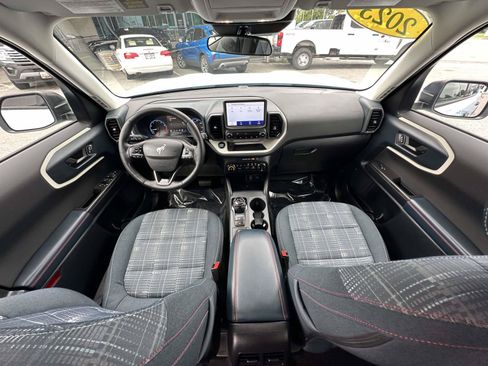 Used 2023 Ford Bronco Sport Heritage w/ Heritage Convenience Package AWD/4WD image 7