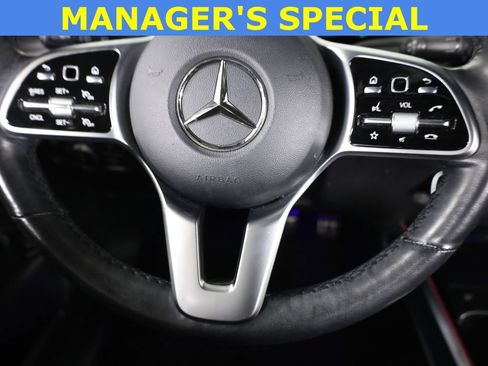 Used 2022 Mercedes-Benz GLB 250 4MATIC image 39