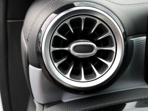 Used 2021 Mercedes-Benz A 220 image 22