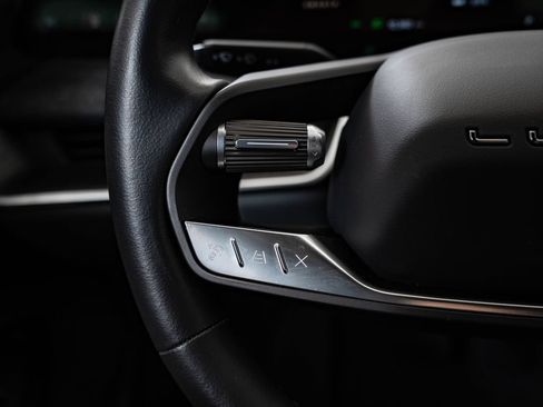 Used 2024 Lucid Air Pure RWD image 27