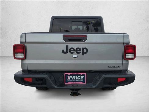 Used 2021 Jeep Gladiator Sport AWD/4WD image 7