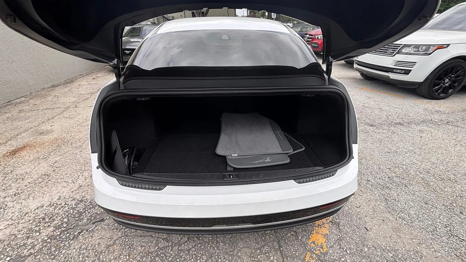 Used 2023 Lucid Air Pure AWD/4WD image 20