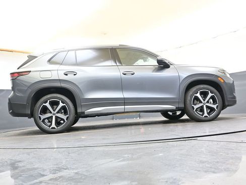 New 2026 Volkswagen Tiguan SE image 43