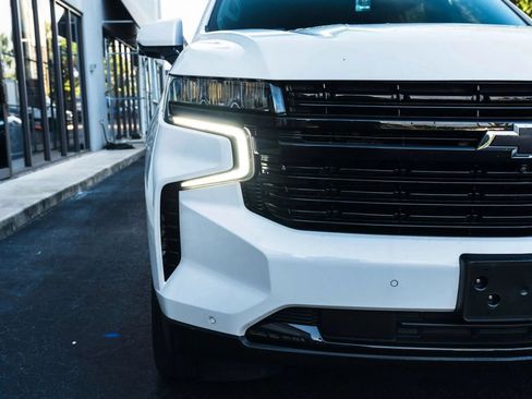 Used 2024 Chevrolet Suburban RST w/ Sport Performance Package RWD image 5