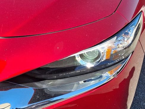 Used 2020 MAZDA MAZDA3 AWD Sedan w/ Preferred Package image 9