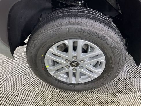 New 2026 Toyota Tundra SR5 image 4