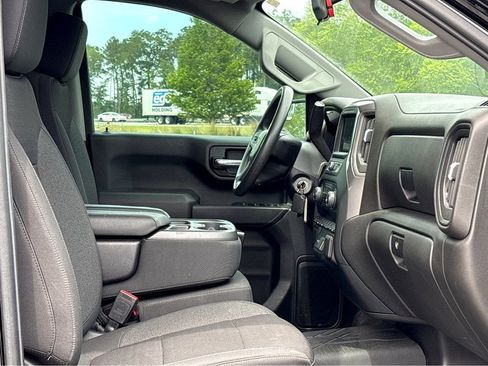 Used 2022 Chevrolet Silverado 1500 Custom w/ Rally Edition AWD/4WD image 7