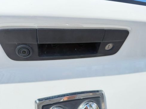 Used 2018 RAM 1500 Laramie w/ Convenience Group AWD/4WD image 28
