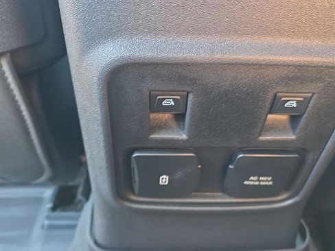 Used 2024 Ford Bronco Badlands image 35