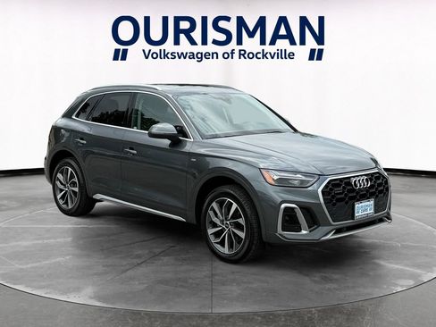 Used 2023 Audi Q5 2.0T Premium Plus w/ Premium Plus Package AWD/4WD image 1