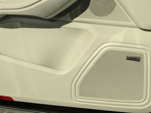 New 2026 Porsche Macan S image 14