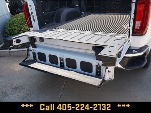 Used 2025 GMC Sierra 1500 SLT RWD image 19