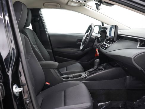 Used 2024 Toyota Corolla LE FWD image 11