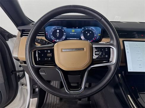 Used 2024 Land Rover Range Rover Sport SE image 12