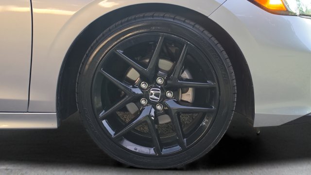 Used 2025 Honda Civic Sport image 33