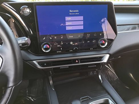 Used 2026 Lexus RX 350 Premium w/ Accessory Package (Z1) FWD image 21