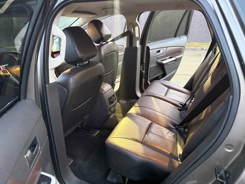 Used 2013 Ford Edge Limited AWD/4WD image 32
