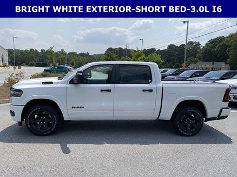 Used 2026 RAM 1500 4x4 Crew Cab image 5