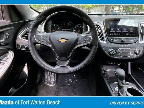 Used 2024 Chevrolet Malibu LT FWD image 8