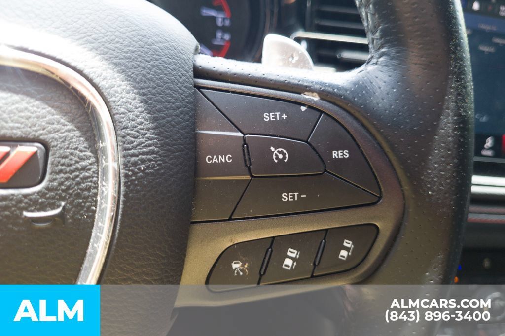 Used 2023 Dodge Durango R/T RWD image 10