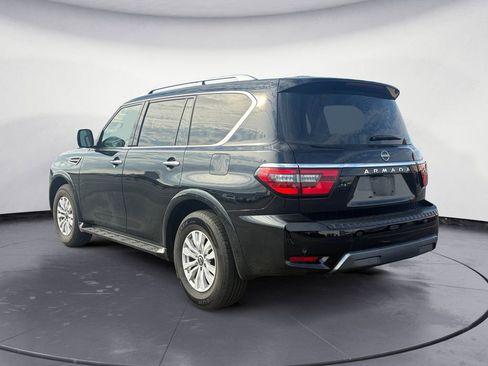 Used 2024 Nissan Armada SV image 3