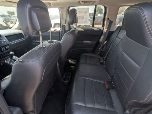 Used 2015 Jeep Patriot High Altitude AWD/4WD image 26