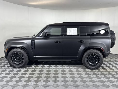 Used 2026 Land Rover Defender 110 OCTA AWD/4WD image 2