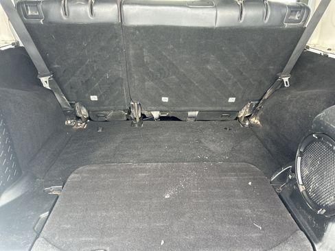 Used 2014 Jeep Wrangler Polar Edition image 22