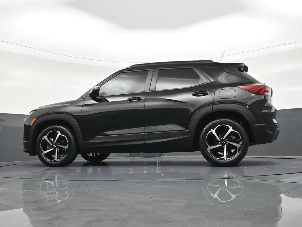 Used 2023 Chevrolet TrailBlazer RS FWD image 28