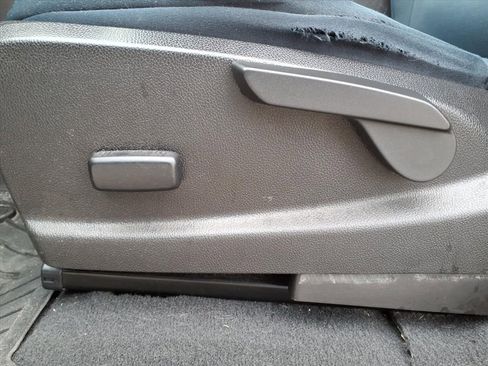 Used 2019 Chevrolet Colorado LT w/ LT Convenience Package image 17