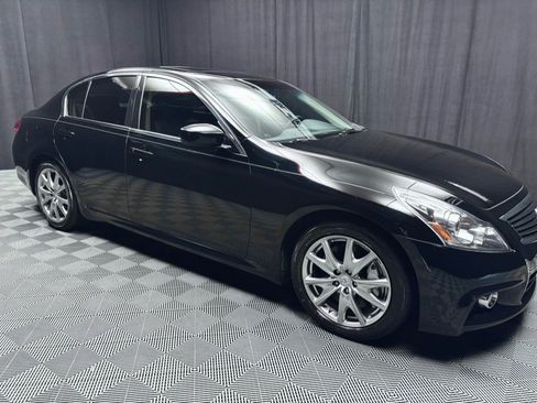 Used 2013 INFINITI G37 Sport RWD image 15