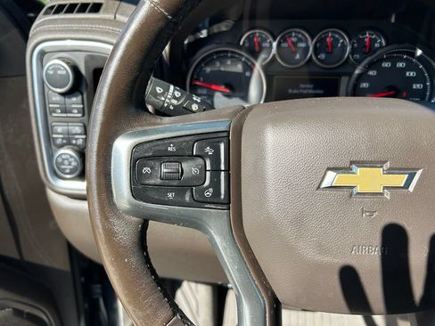 Used 2020 Chevrolet Silverado 1500 LTZ w/ LTZ Premium Package AWD/4WD image 20