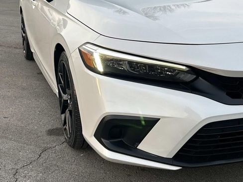 Used 2022 Honda Civic Sport image 11