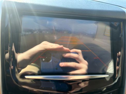 Used 2015 Cadillac SRX Luxury w/ Driver Awareness Package image 24