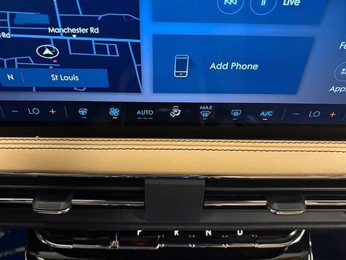 Used 2023 Lincoln Corsair Grand Touring w/ Equipment Group 301A AWD/4WD image 35