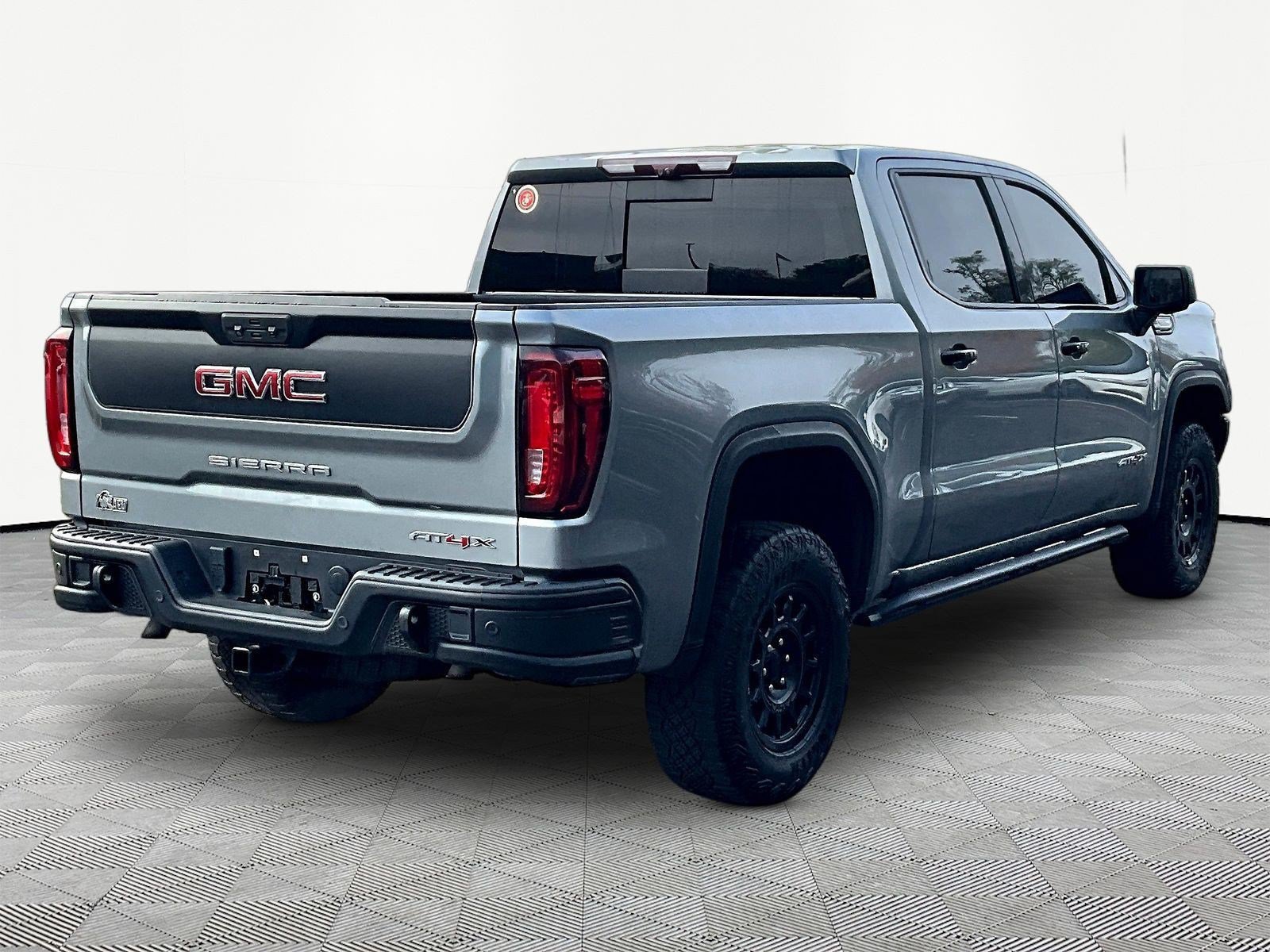 Used 2023 GMC Sierra 1500 AT4X w/ AT4X AEV Edition AWD/4WD image 6