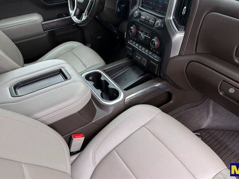Used 2022 Chevrolet Silverado 1500 LTZ w/ Technology Package AWD/4WD image 19