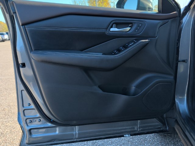 Certified 2023 Nissan Rogue SL w/ SL Premium Package AWD/4WD image 11