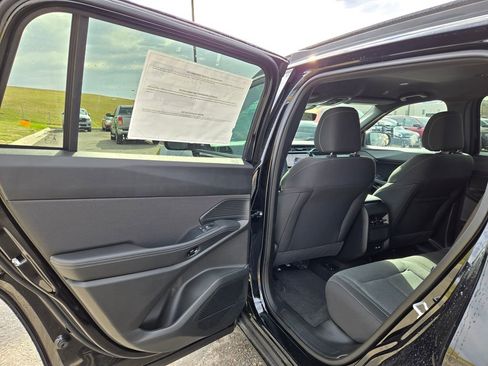 New 2026 Jeep Cherokee Laredo image 25