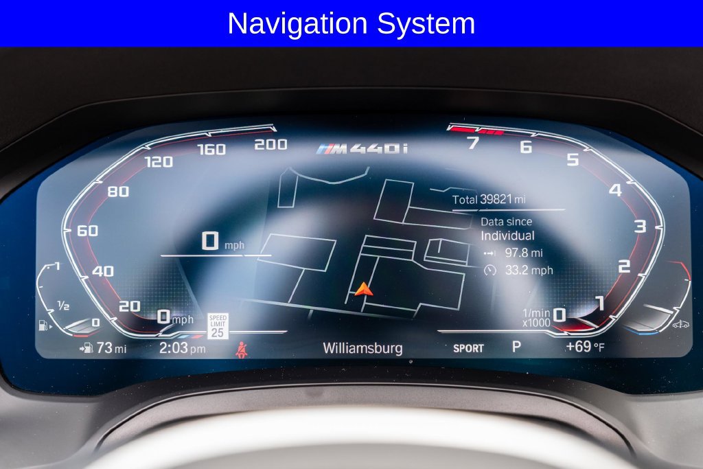 Used 2022 BMW M440i Convertible w/ Premium Package RWD image 4
