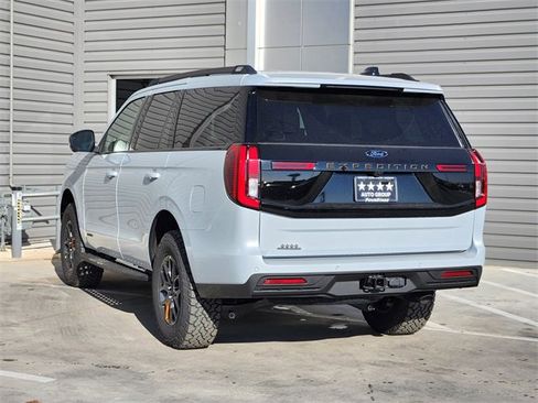 New 2026 Ford Expedition Tremor image 3