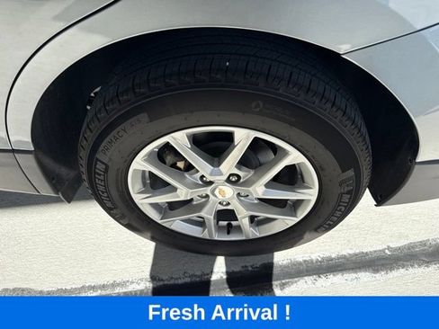 Used 2024 Chevrolet Equinox LT w/ LPO, Floor Liner Package FWD image 20