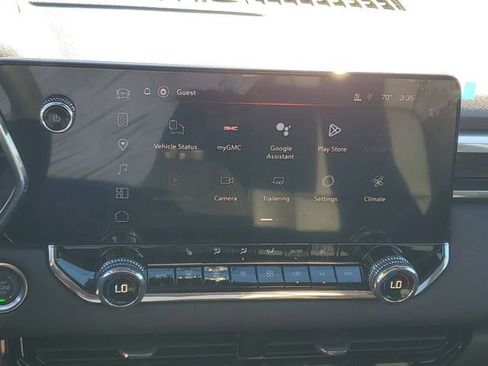 New 2026 GMC Canyon Elevation w/ Convenience Package image 16