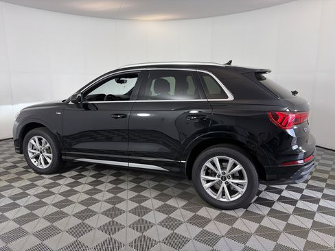 Used 2025 Audi Q3 2.0T Premium AWD/4WD image 8