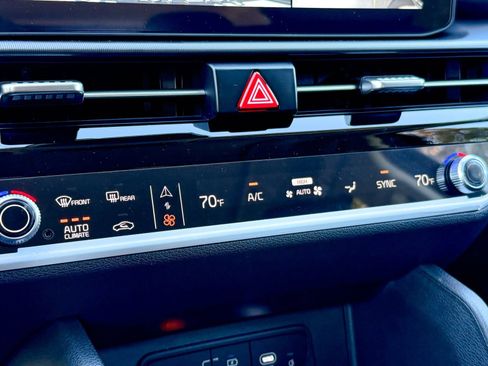 New 2026 Kia Sportage SX image 21