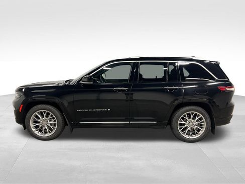 Used 2023 Jeep Grand Cherokee Summit AWD/4WD image 5