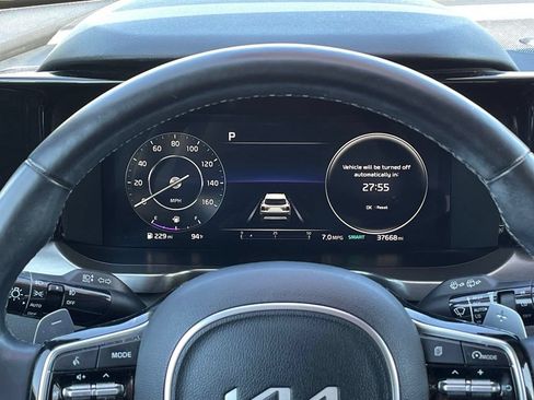 Used 2023 Kia Sorento SX AWD/4WD image 15